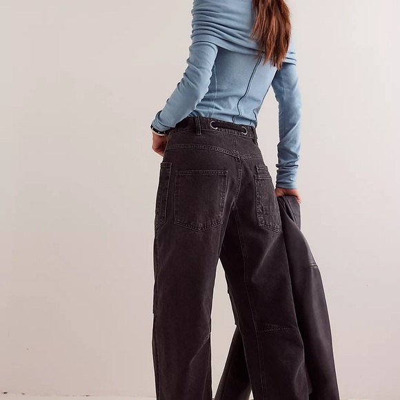 FREE PEOPLE MOXI BARREL JEANS - Picture 2 of 4